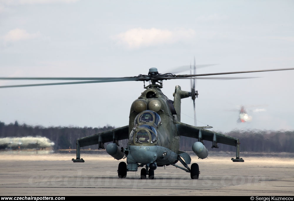 Russian-VVS – Mil Mi-24P Hind 01