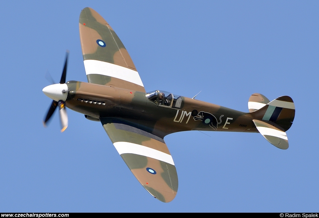private – Supermarine Spitfire Mk XIX F-AZJS