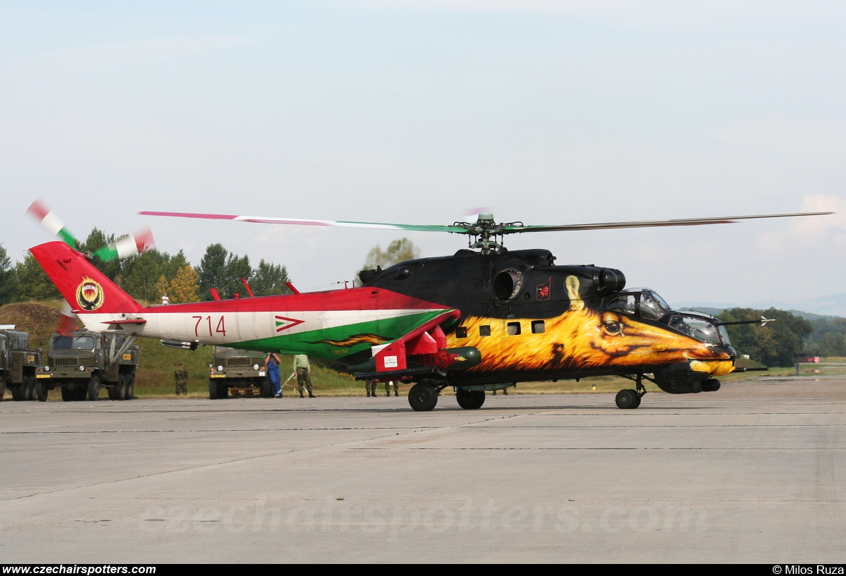 Hungary - Air Force – Mil Mi-24V Hind 714