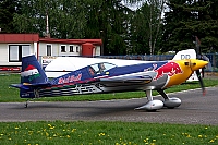 Red Bull Racing Team – Extra EA-300SR HA-BES