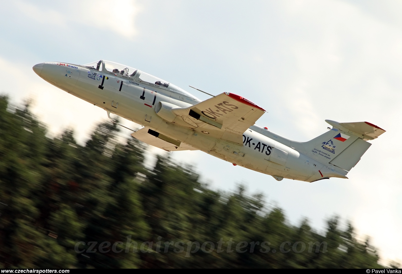 Czech Jet Team – Aero L-29 Delfin OK-ATS