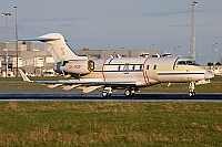 private – Bombardier Challenger 300 OE-HZP
