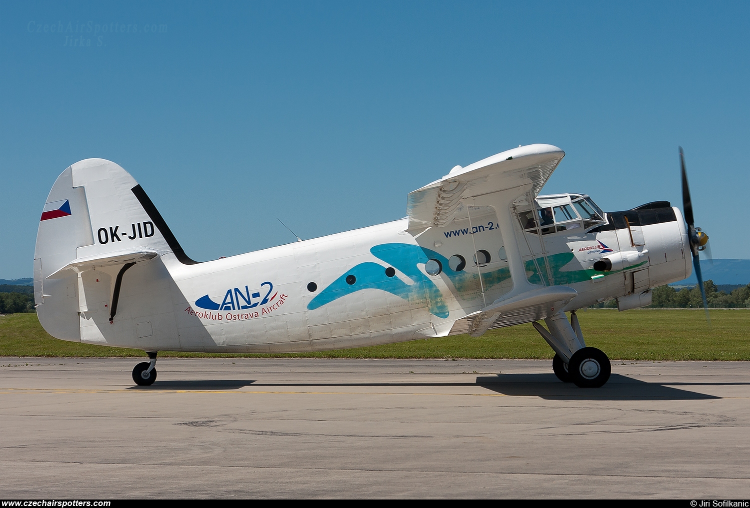 Aeroklub Ceske Republiky – Antonov An-2R OK-JID