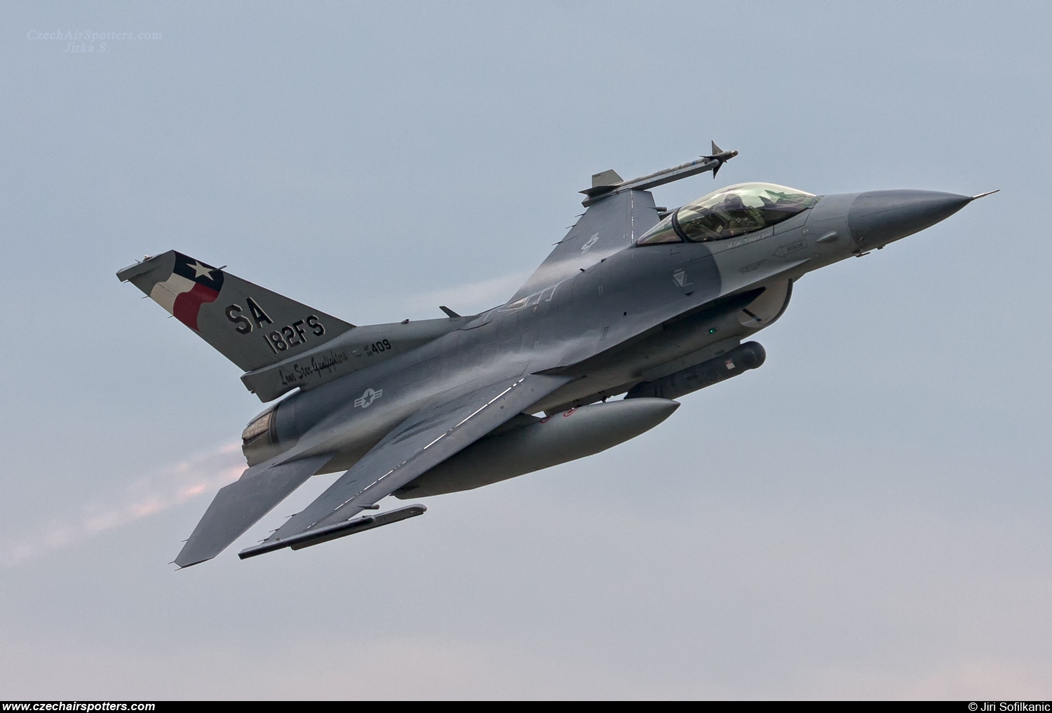 USA - Air Force – General Dynamics F-16C Fighting Falcon 88-0409