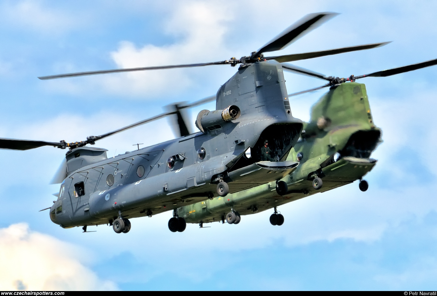 Netherlands - Air Force – Boeing CH-47F Chinook D-892
