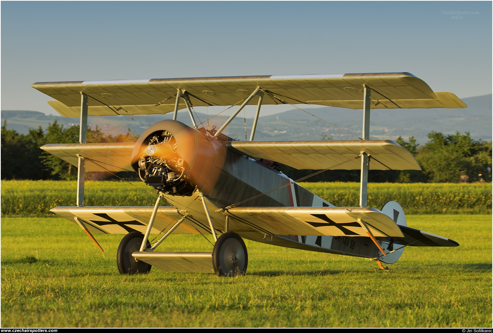 Pterodactyl ltd. – Fokker Dr.I Dreidecker " Triplane "( replica ) OK-TAV 58