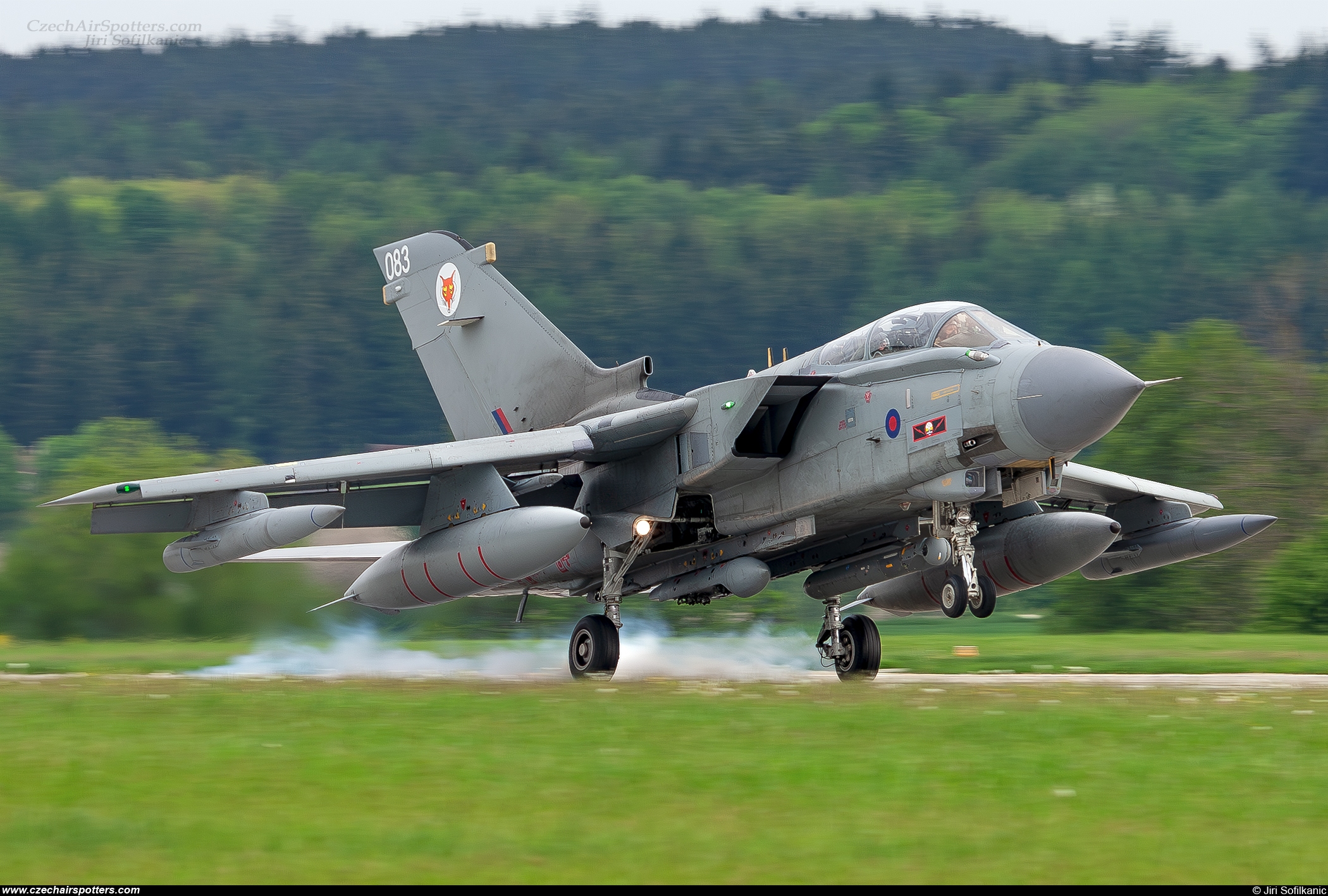 UK - Air Force – Panavia  Tornado GR4 083 / ZD715