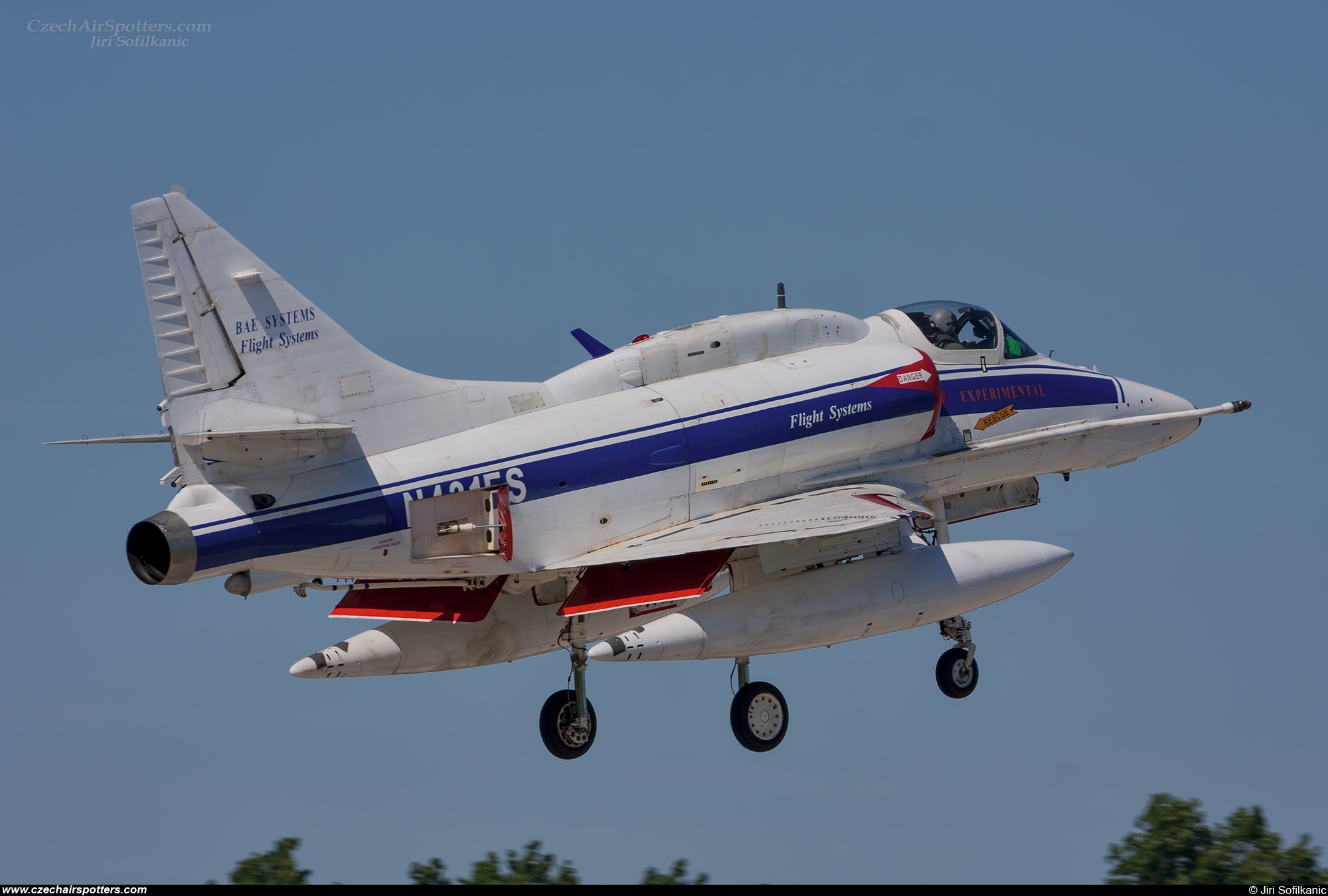 BAE Systems Flight Systems – McDonnell Douglas A-4N Skyhawk N431FS