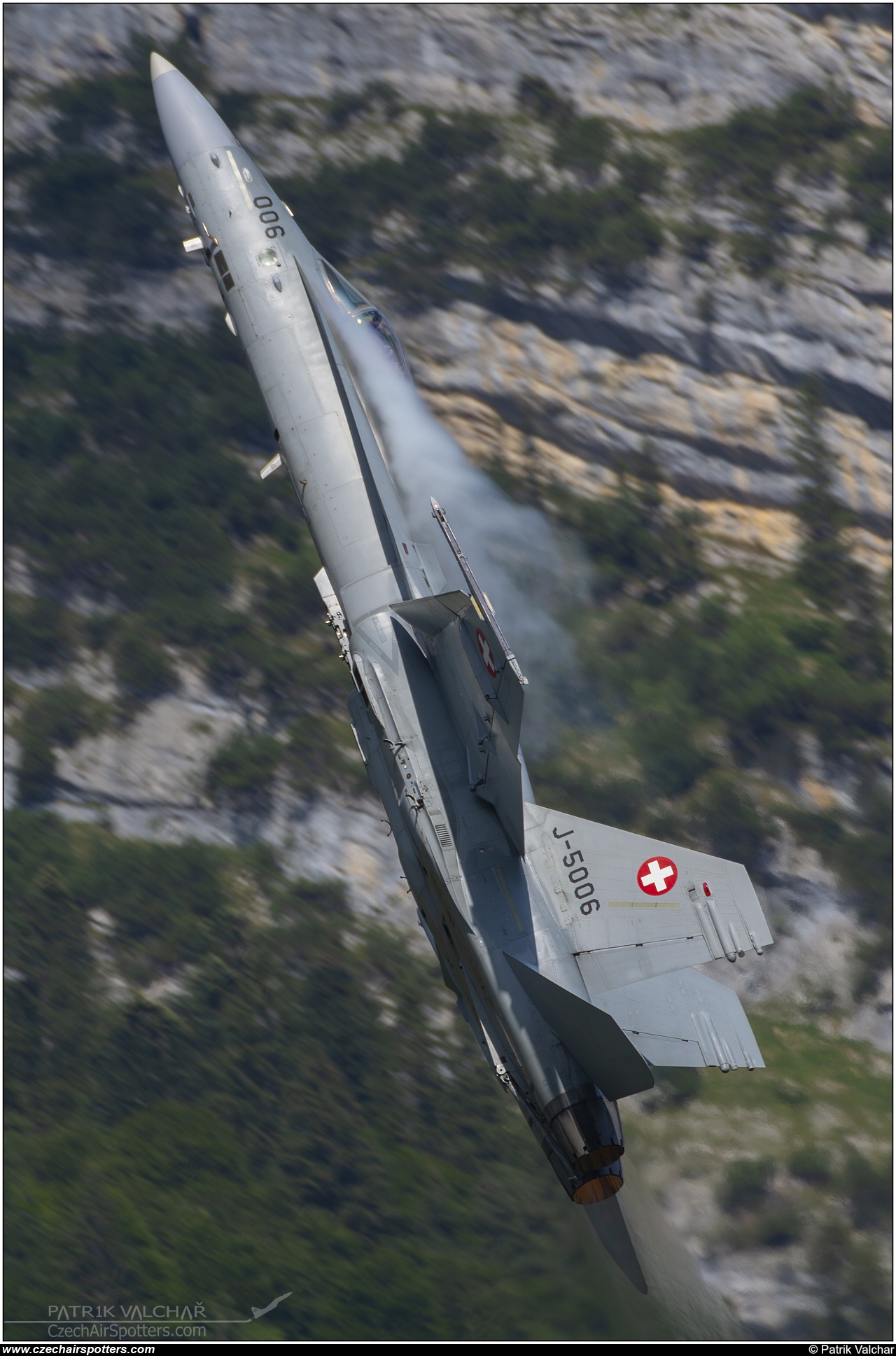 Switzerland - Air Force – McDonnell Douglas F/A-18C Hornet J-5006
